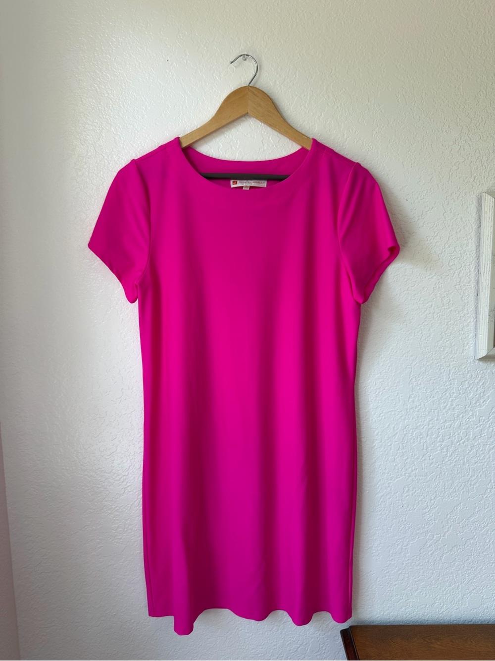 Jude Connally Short Sleeve Shift Dress - Fuchsia